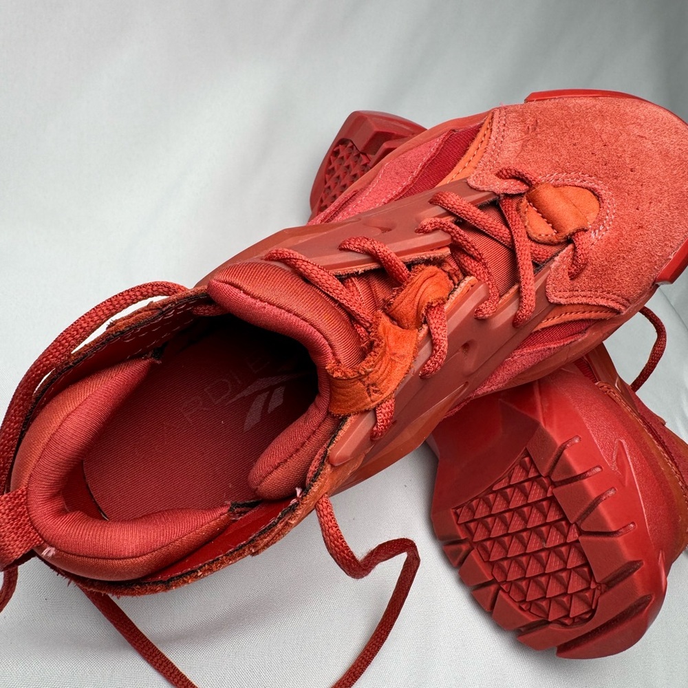 Reebok Cardi B  Club C V2  Women’s Sneakers in Red Size 7.5 Lace Up Chunky Sole
